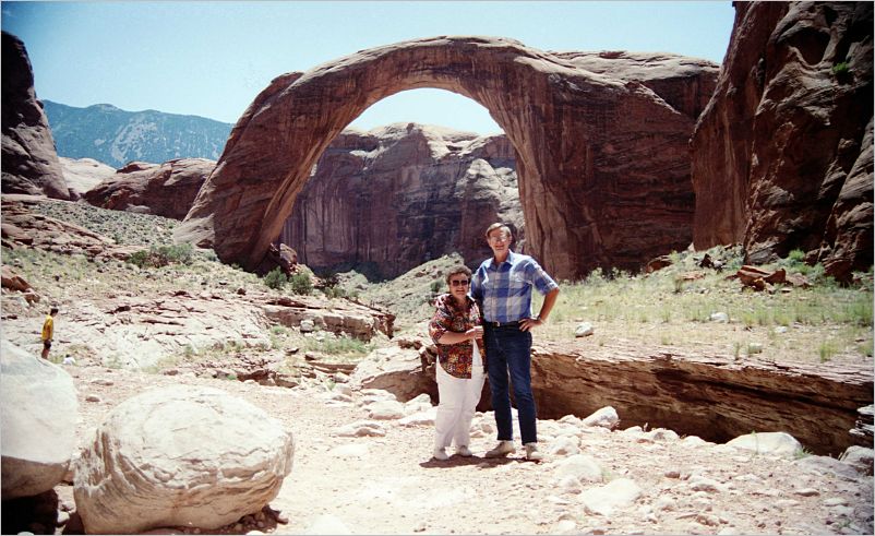 vacattion 1992 pagosa lake powell  north rim -- 092